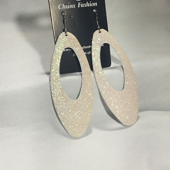 Glitter Fashion Dangle Earrings (UC3) - Picture 3 of 7